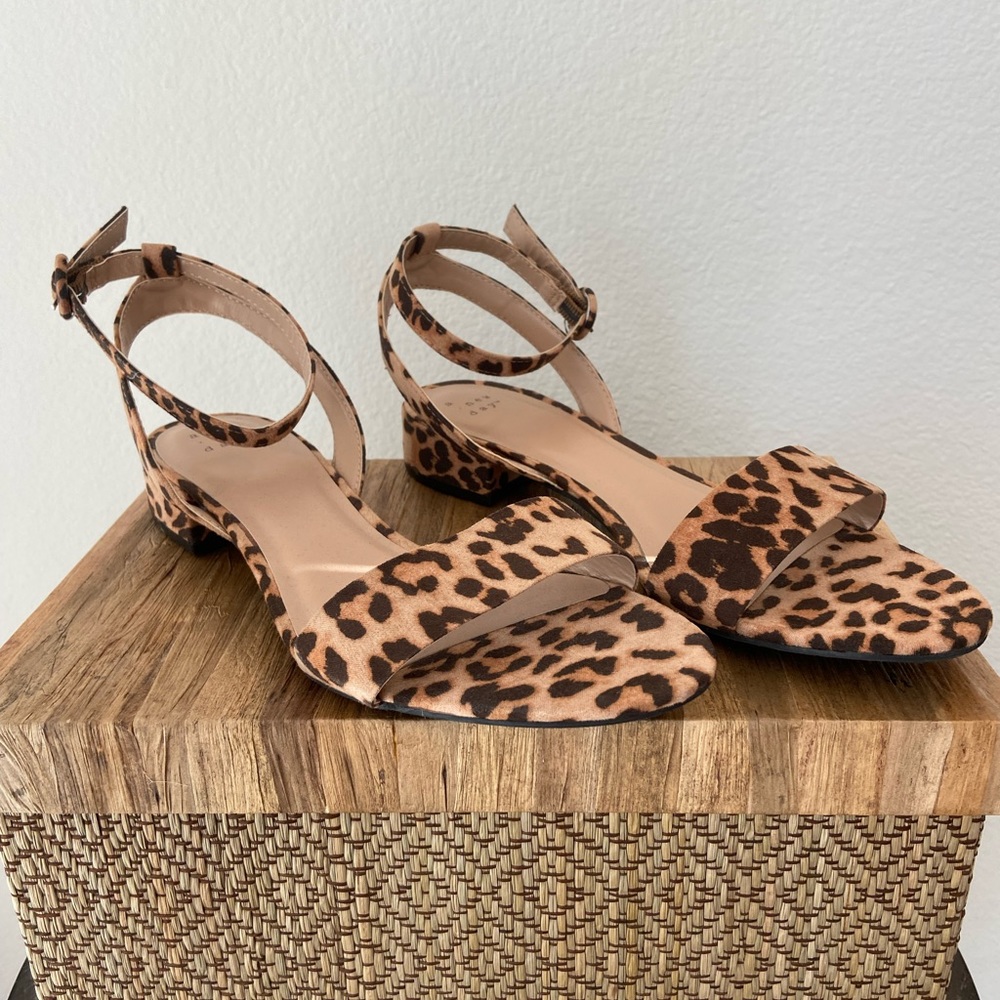 NWOT A New Day cheetah print sandals